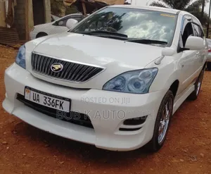 Toyota Harrier 2010 White