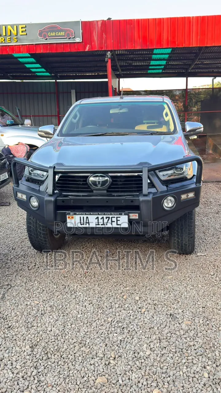 Toyota Hilux 2016 Silver