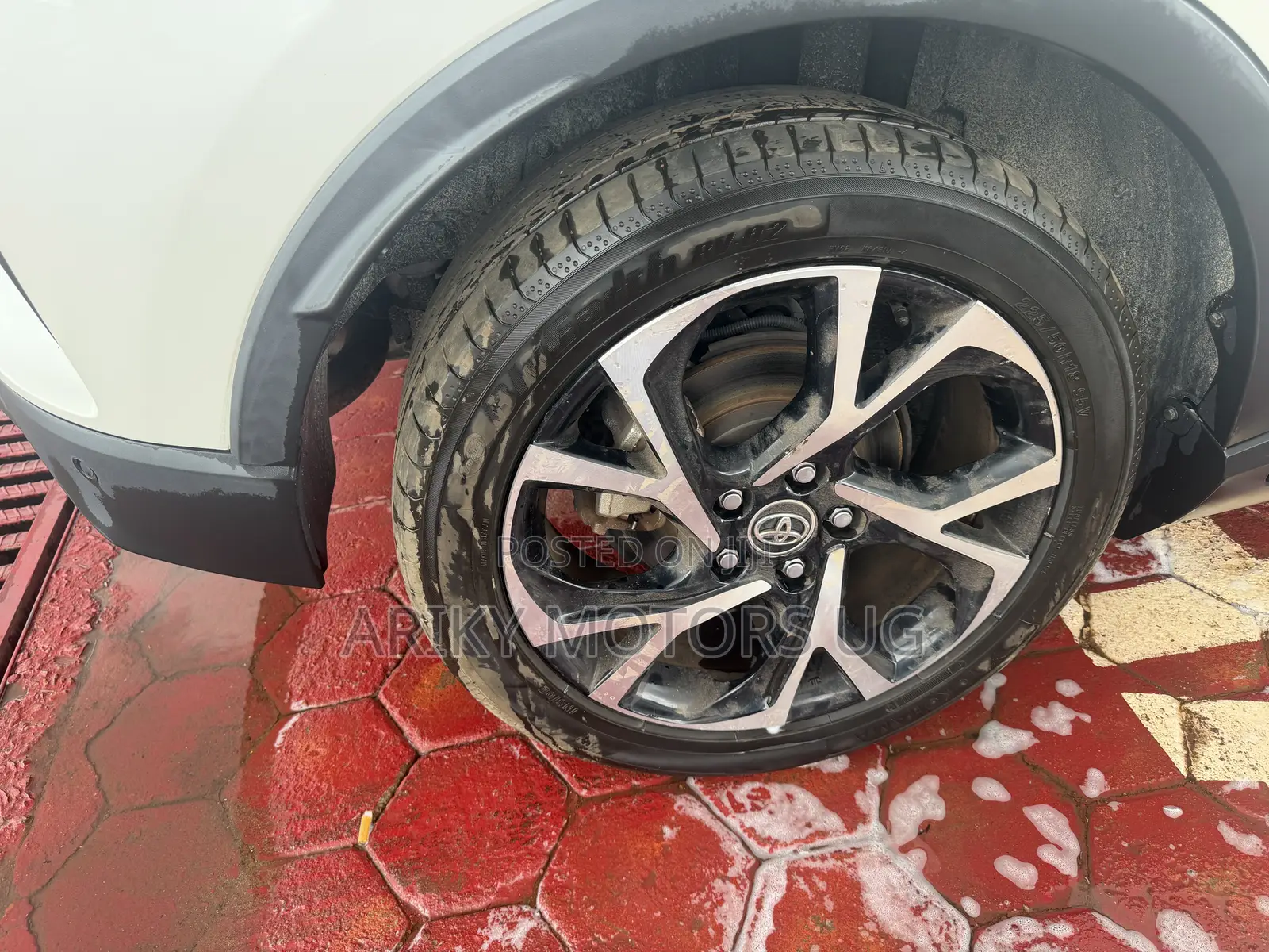 Toyota C-HR 2017 White