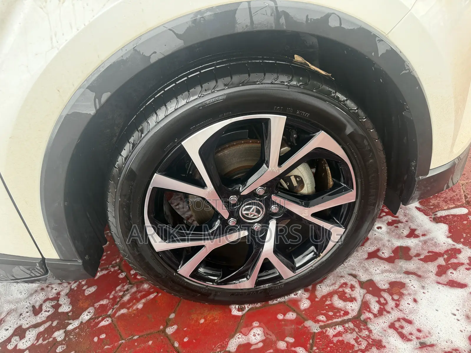 Toyota C-HR 2017 White