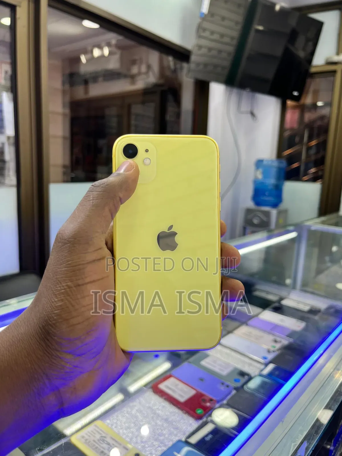 Apple iPhone 11 64 GB Yellow