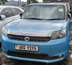 Toyota Corolla Rumion 2011 Blue