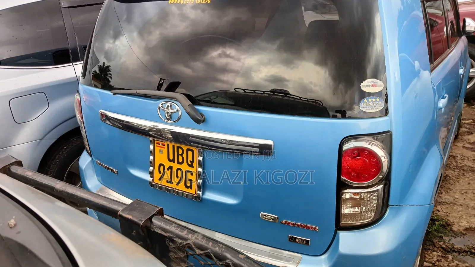 Toyota Corolla Rumion 2011 Blue
