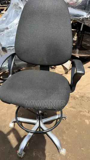 Counter Chair