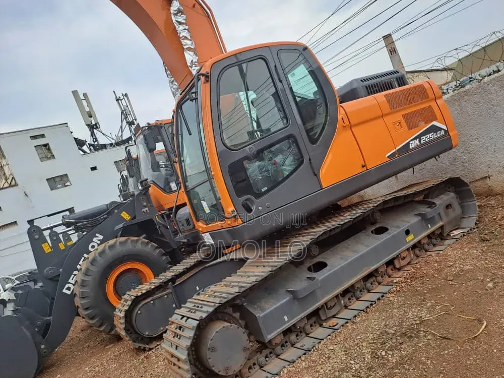 Develon Model DX220LC-2N 105,000 USD