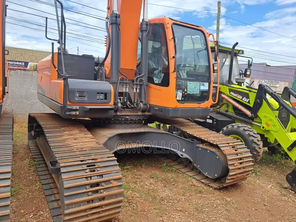 Develon Model DX220LC-2N 105,000 USD