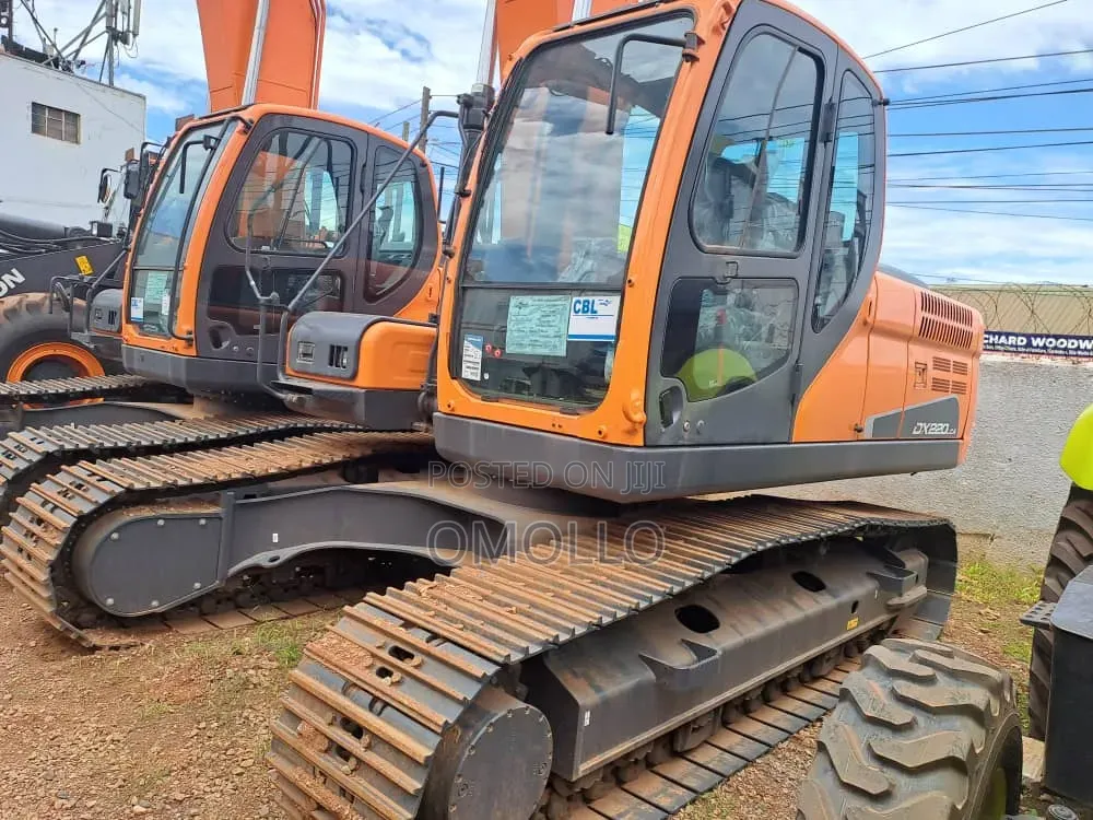 Develon Model DX220LC-2N 105,000 USD