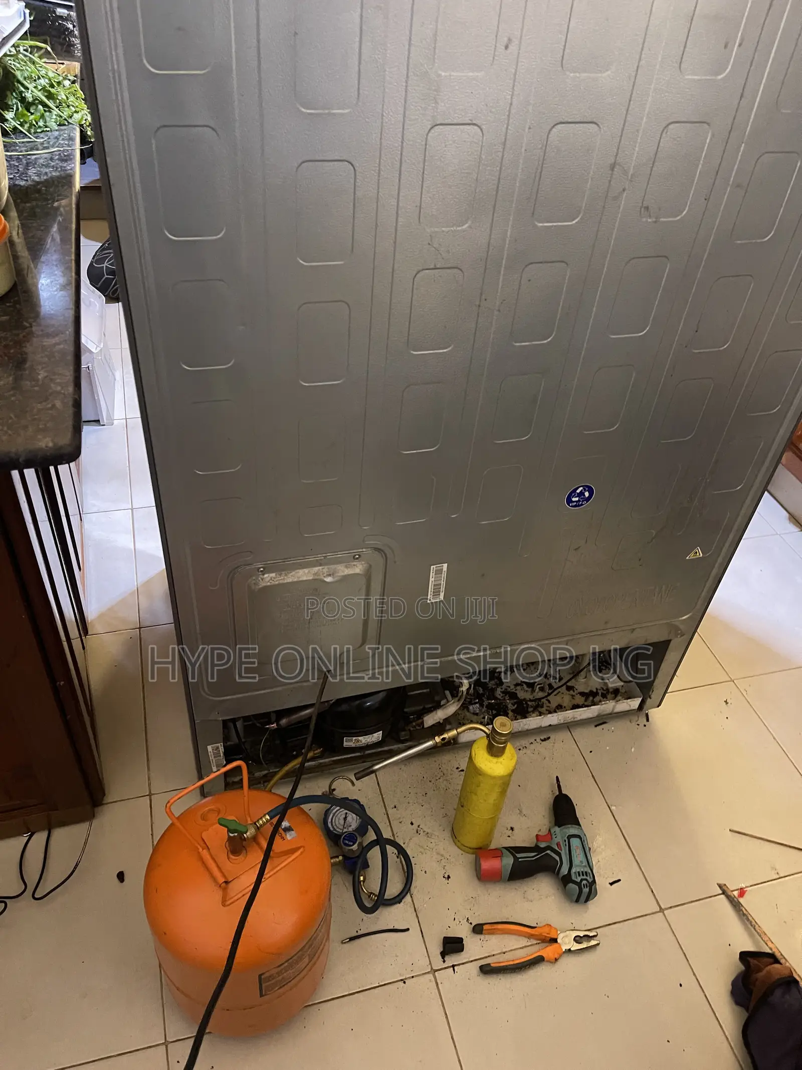 Full Grams Fridge Gas Refilling and Other Services