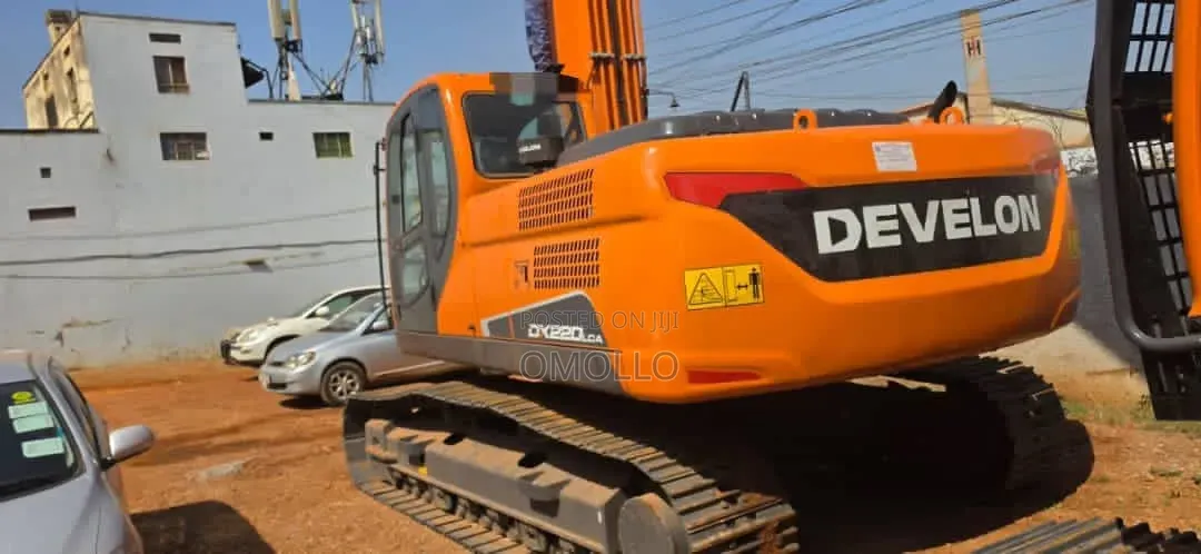 Develon Model DX220LC-2N 105,000 USD