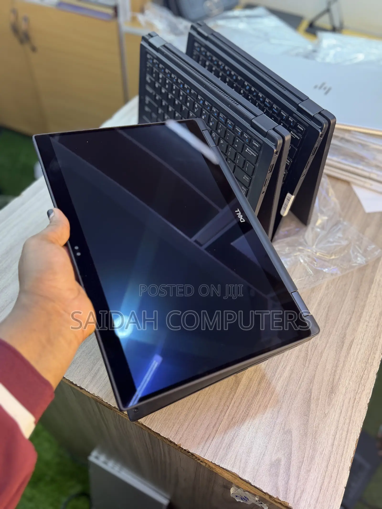 Laptop Dell Latitude 7390 2-in-1 16GB Intel Core i7 SSD 256GB