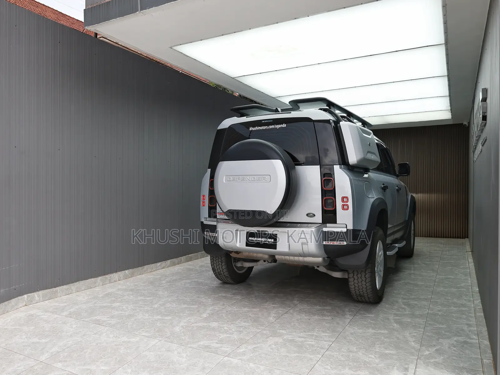 Land Rover Defender 2021 Silver