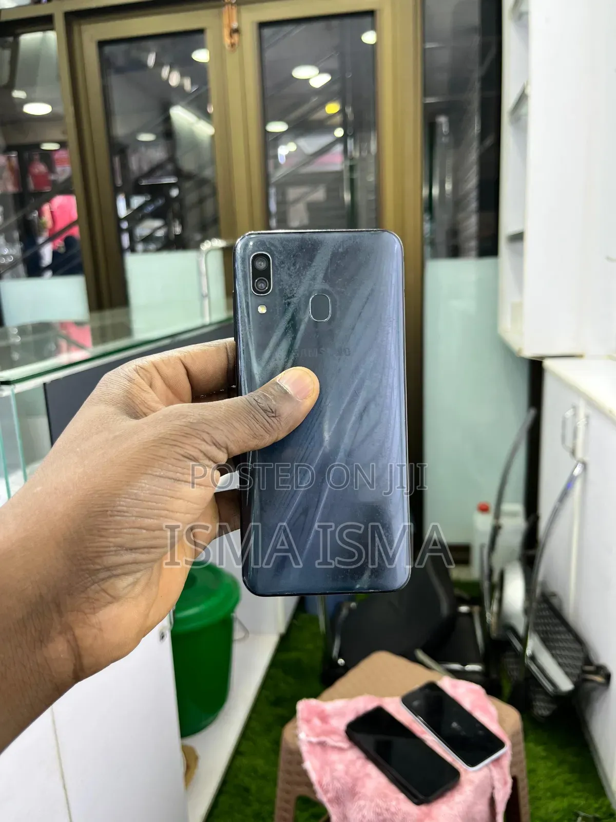Samsung Galaxy A30 64 GB Gray
