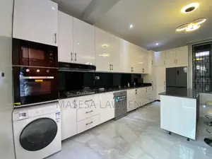 5bdrm Block of Flats in Ntinda, Central Division for rent