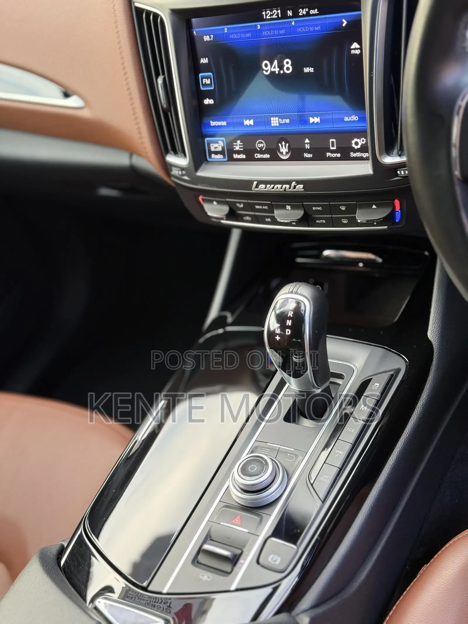 Maserati Levante S GranSport AWD 2019 White