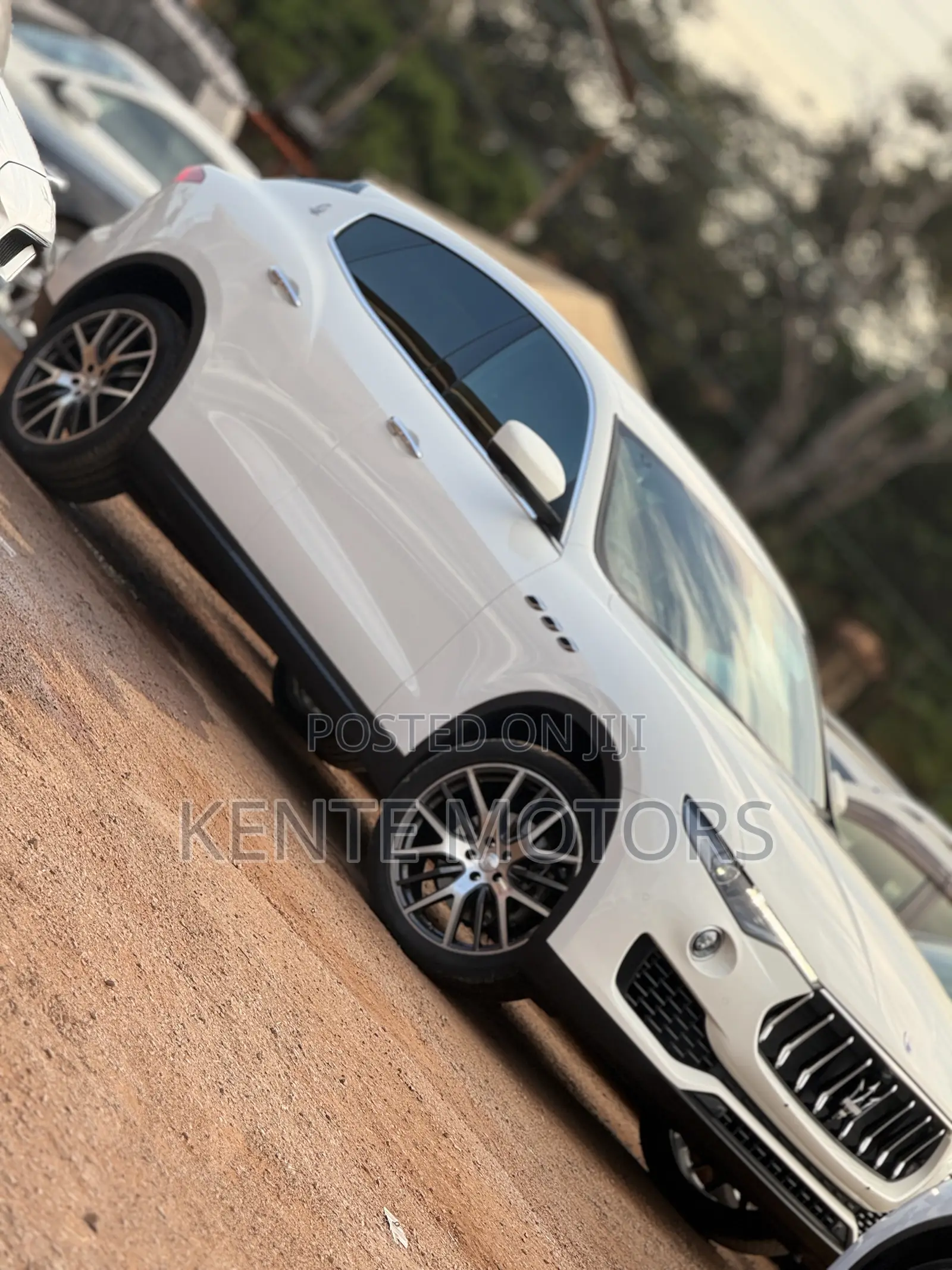 Maserati Levante S GranSport AWD 2019 White