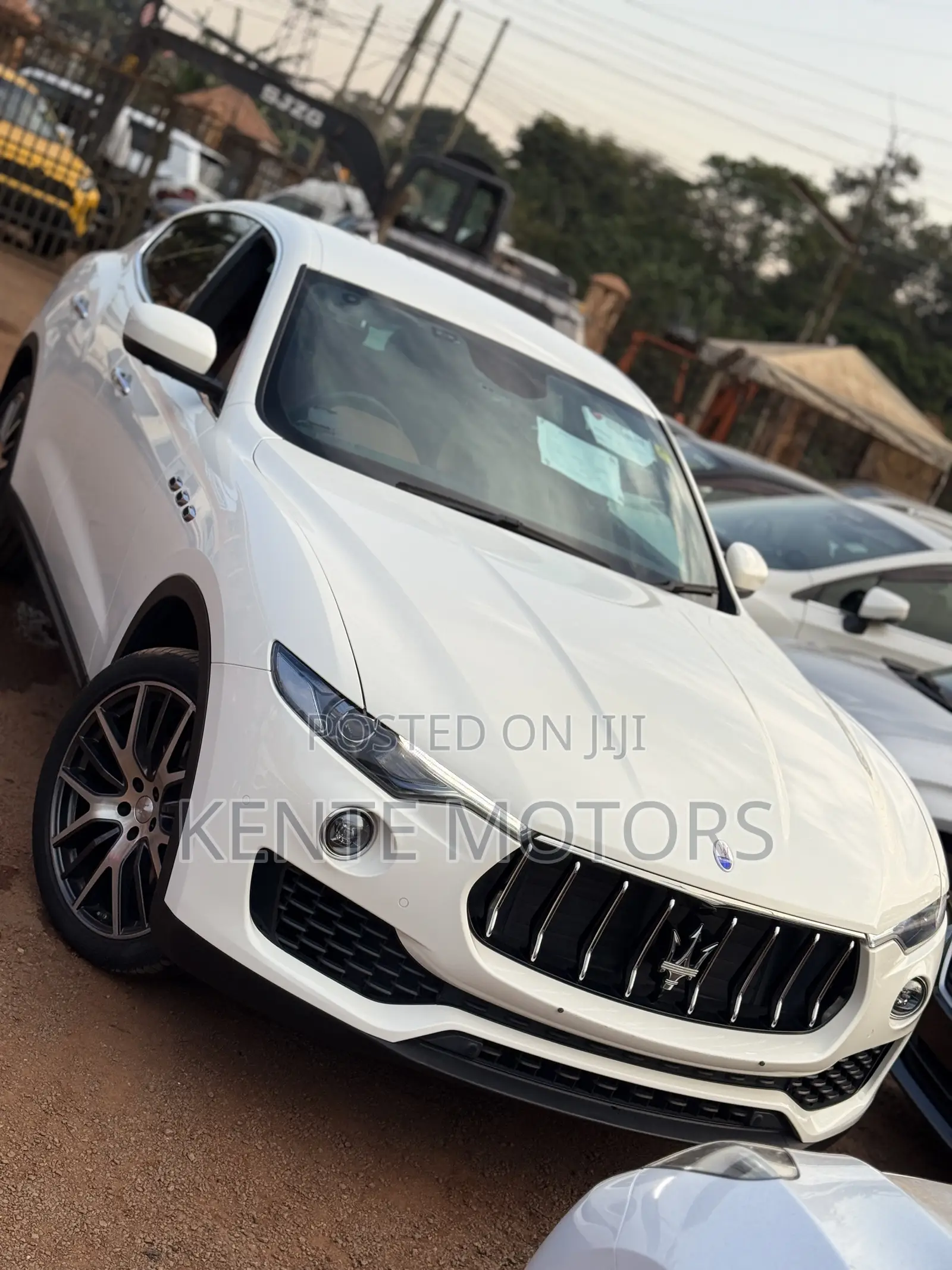 Maserati Levante S GranSport AWD 2019 White