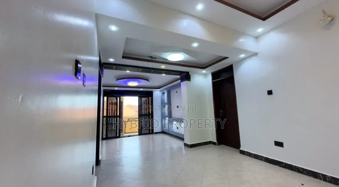3bdrm Penthouse in Nansana Along Hoima for rent