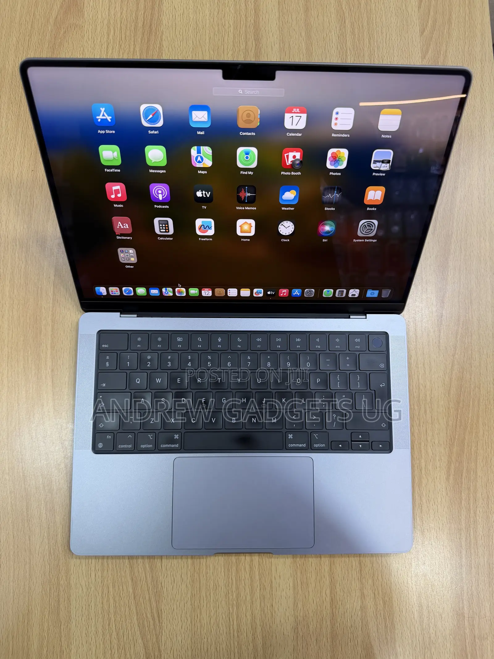 Laptop Apple MacBook Pro 2021 M1 16GB Apple M1 Pro SSD 512GB