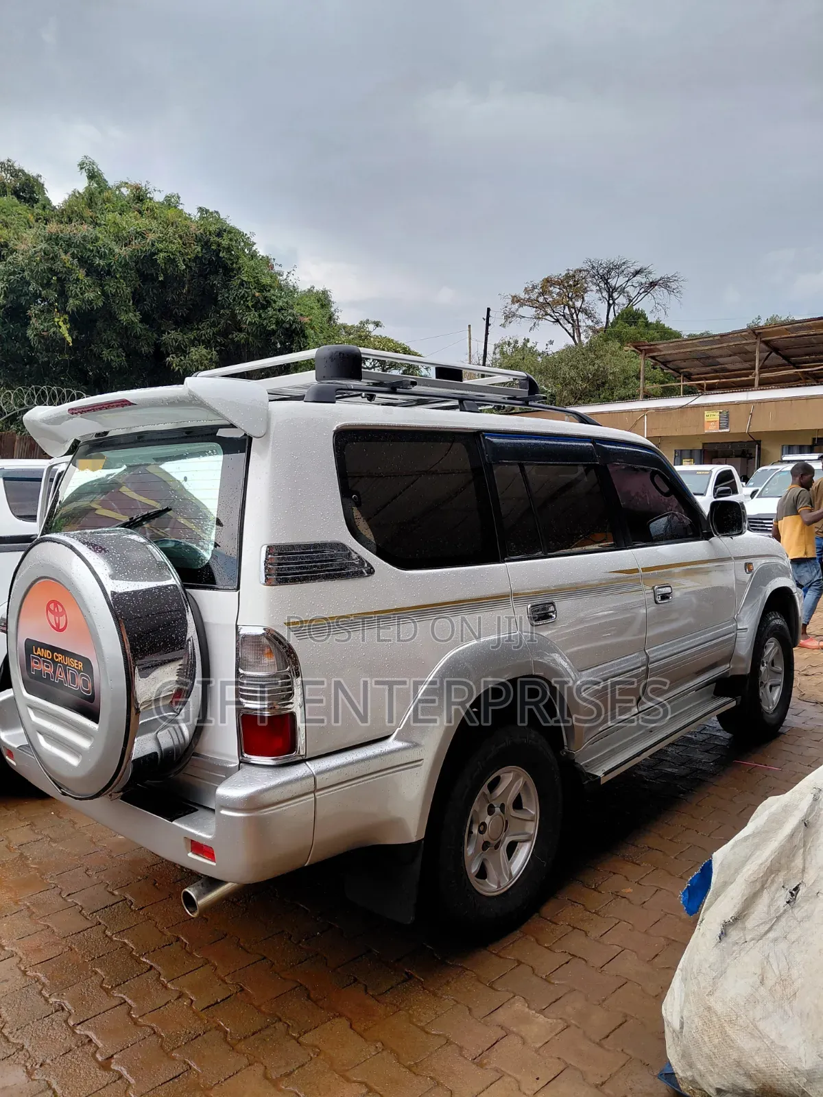 Toyota Land Cruiser Prado 2.7 5dr 2002 White