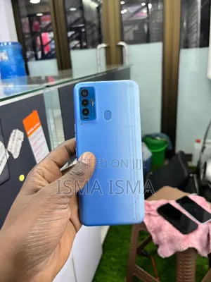 Tecno Camon 18i 128 GB Blue