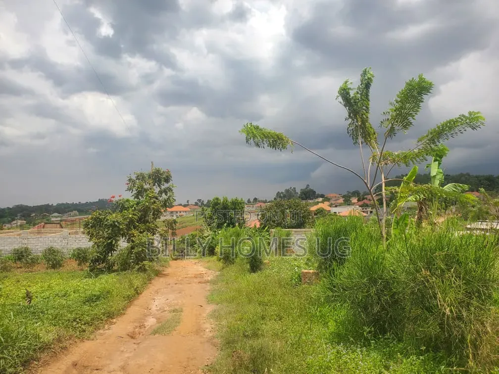 Plot for Sale Located in Kasangati-Kiti