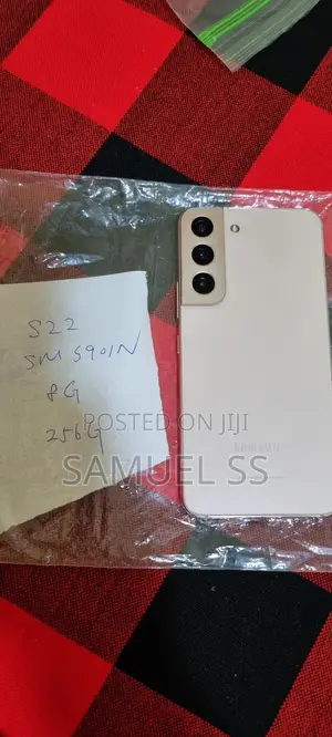 Samsung Galaxy S22 5G 256 GB Gold