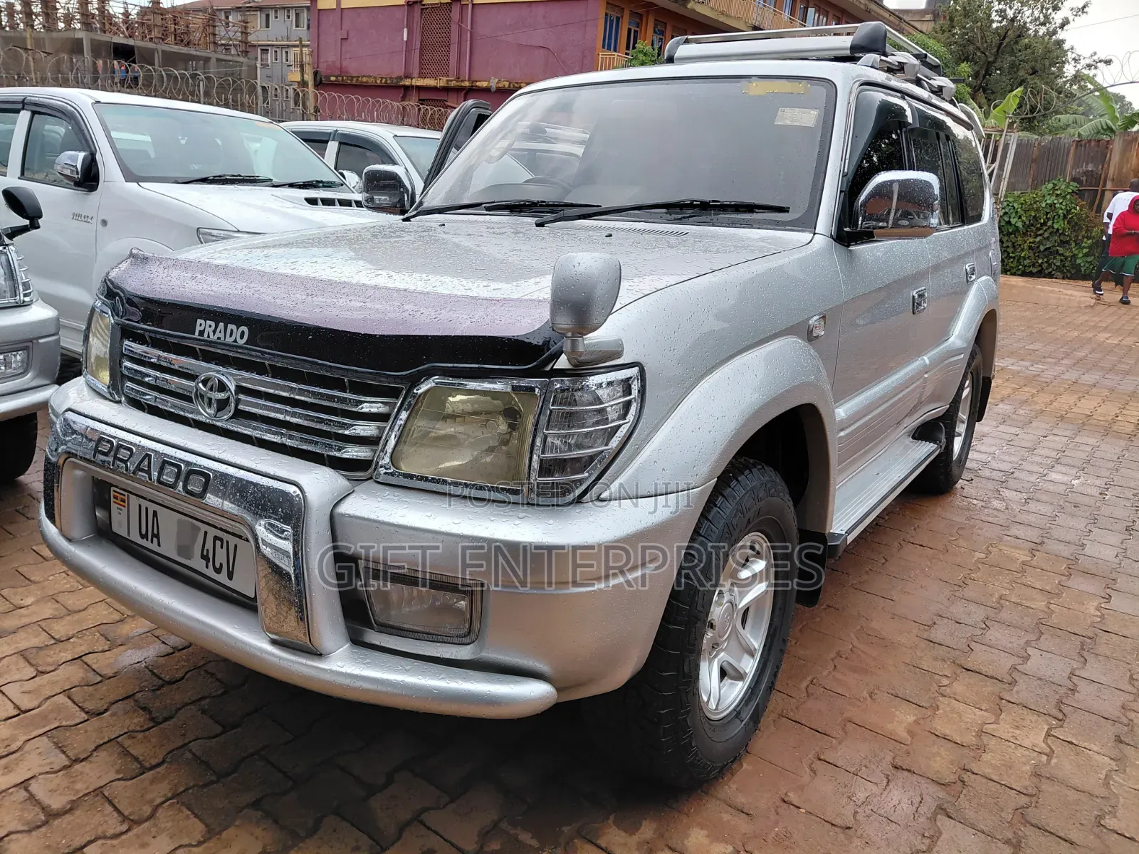 Toyota Land Cruiser Prado 2001 White