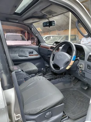 Toyota Land Cruiser Prado 2001 White