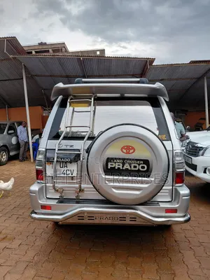Toyota Land Cruiser Prado 2001 White