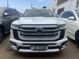 Toyota Land Cruiser Prado 2020 White