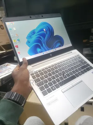 Laptop HP EliteBook 840 G5 8GB Intel Core i7 HDD+SSD 512GB