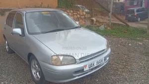 Toyota Starlet 1999 Silver