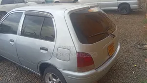 Toyota Starlet 1999 Silver