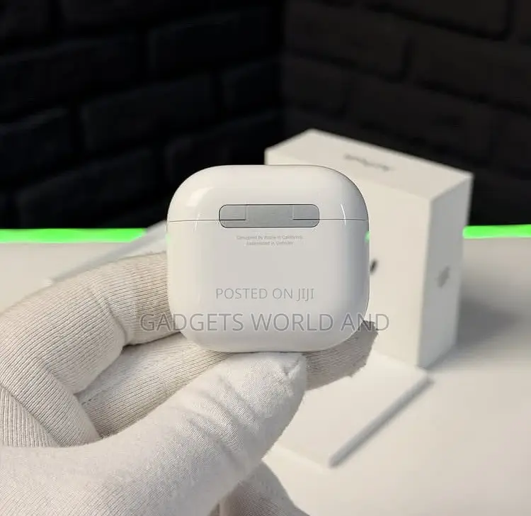 Original Airpods 4 Anc (Uk)