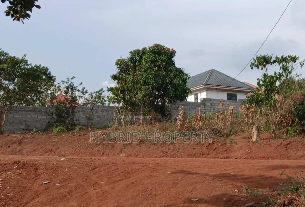 Prime Plots for Sale at at Katende~Kavule Nakabiso Along Masaka Road.