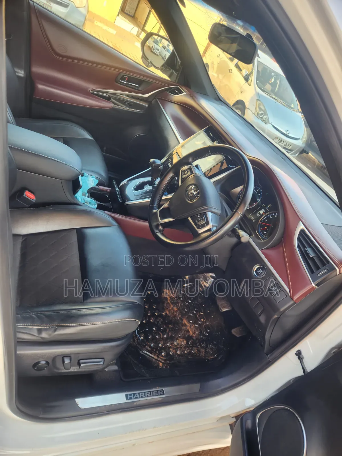 Toyota Harrier 2.0 2016 White