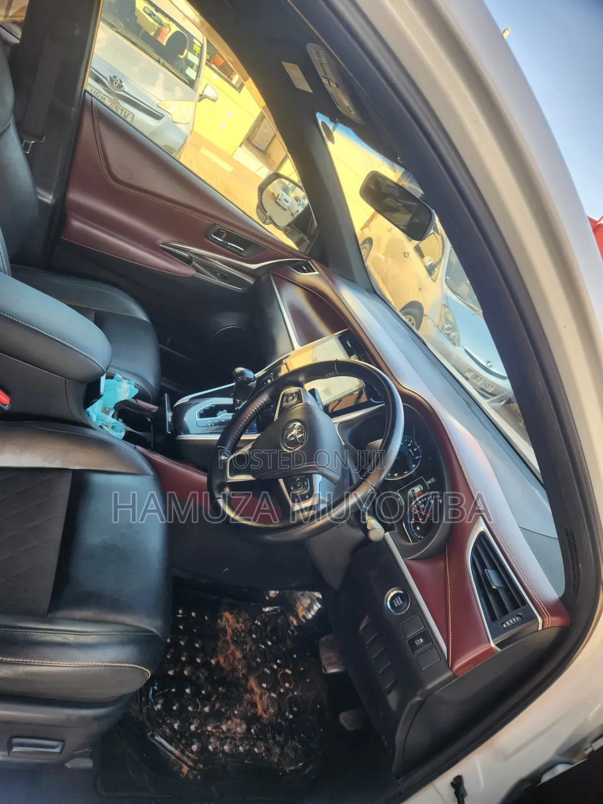 Toyota Harrier 2.0 2016 White
