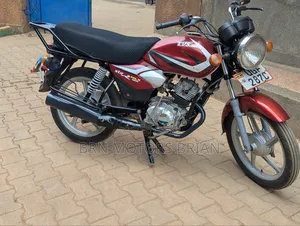 TVS HLX 125 2024 Red