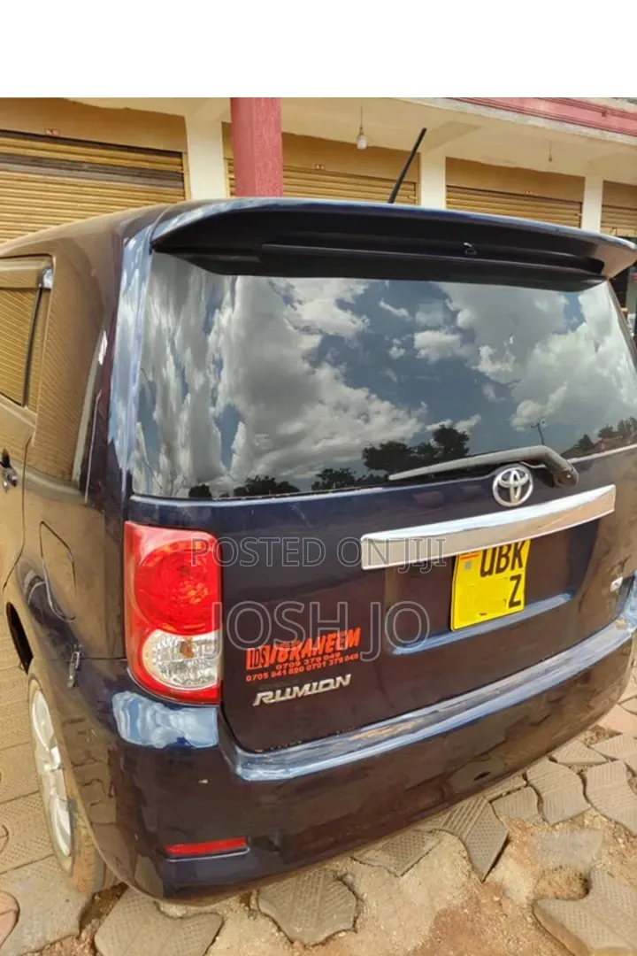 Toyota Rumion 2025 Blue