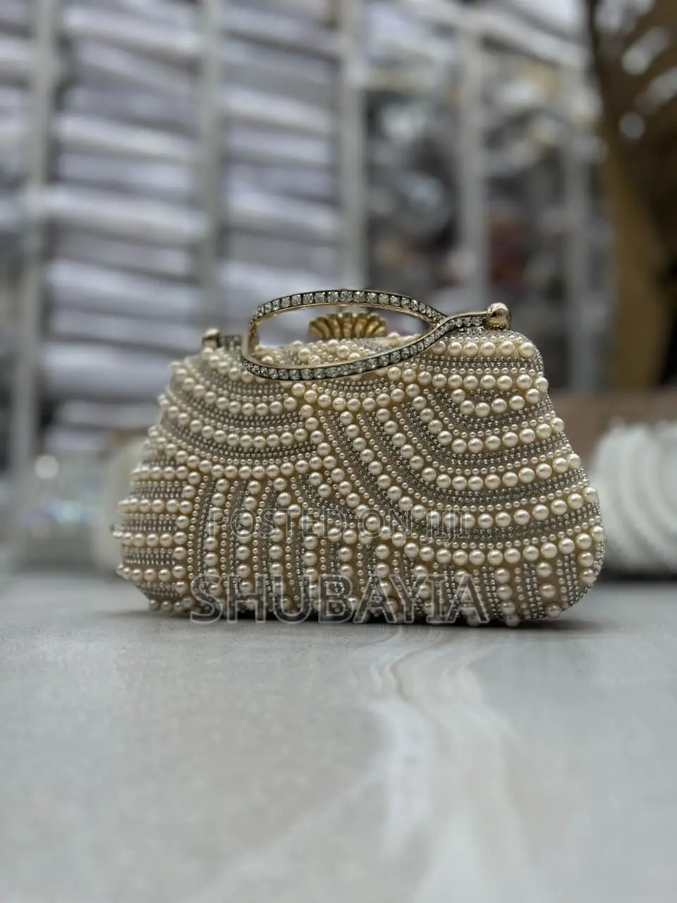 Classy Clutch