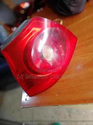 Volkswagen Golf 5 Back Lights