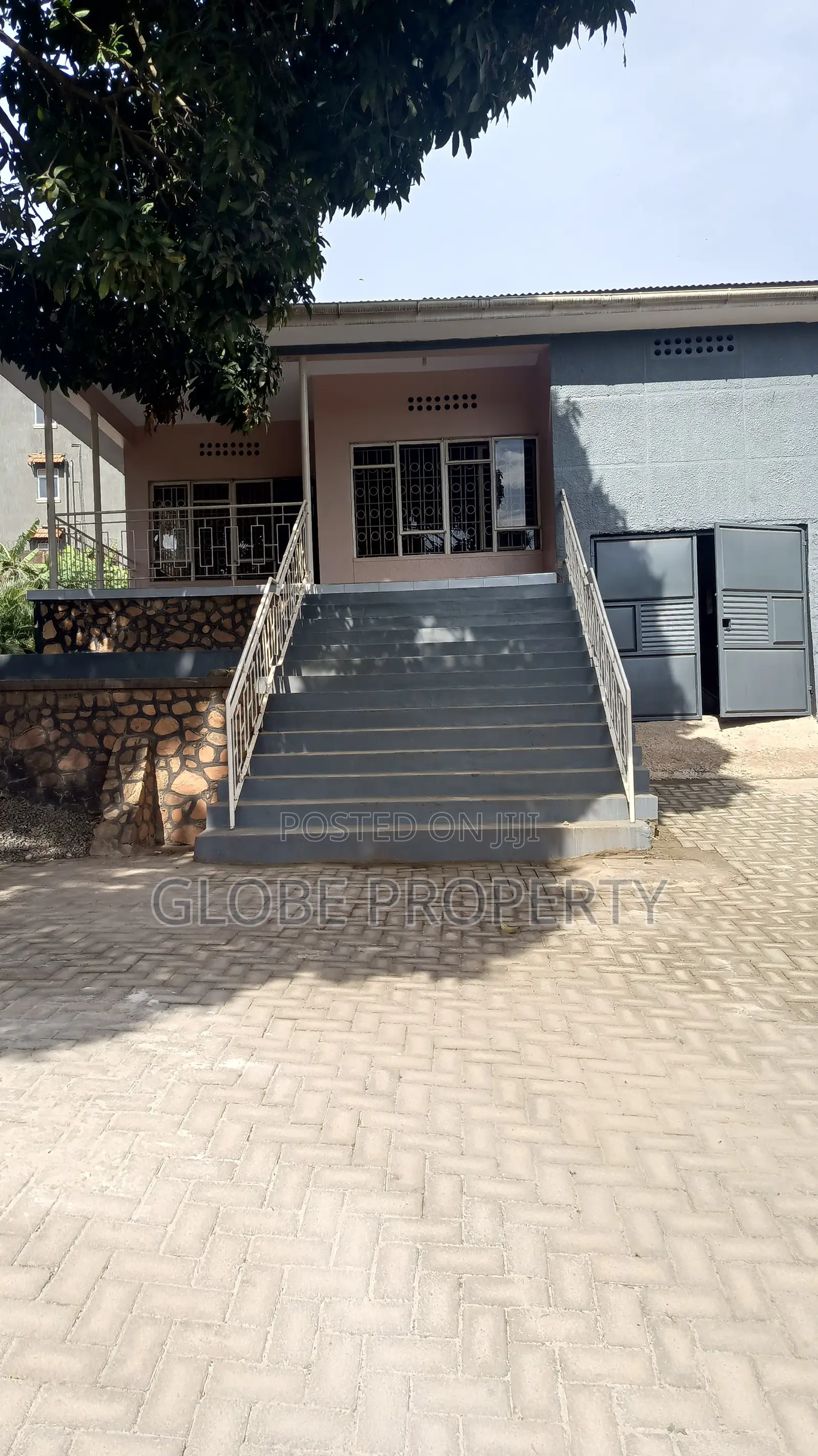 4bdrm Bungalow in Naguru 1, Nakawa for rent