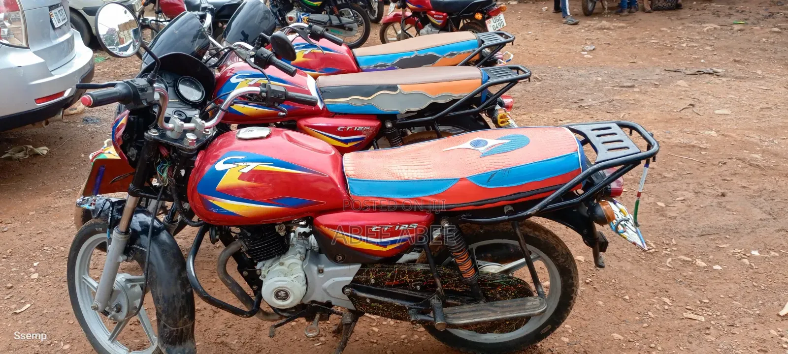 Bajaj Boxer 125 2024 Red