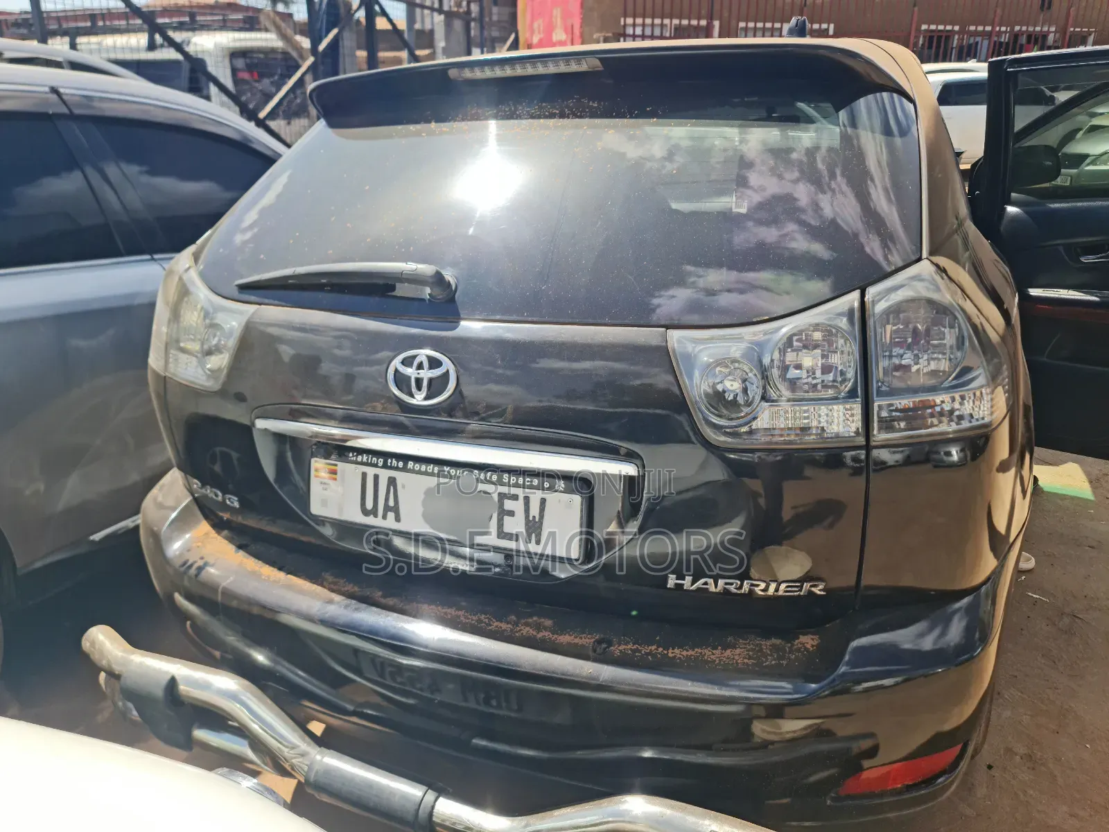 Toyota Harrier 2.4 2009 Black