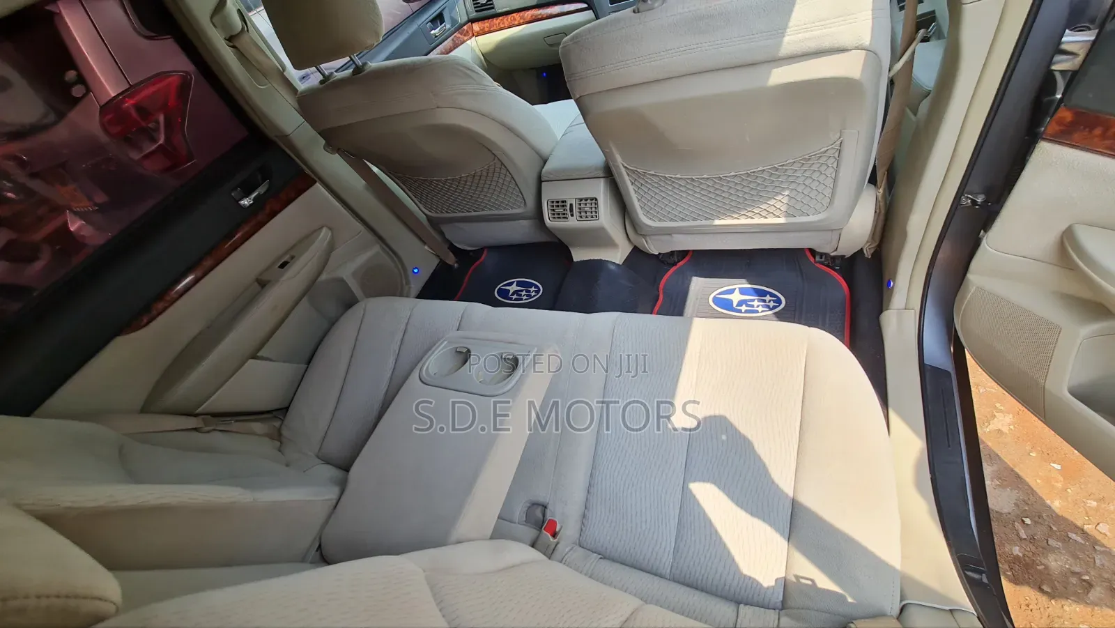 Subaru Outback 2.5i Premium 2010