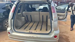 Nissan X-Trail 2.0 Petrol XE 2010 Gold