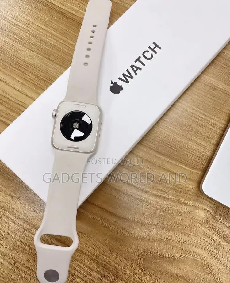 Apple Watch SE 3 40mm(UK)