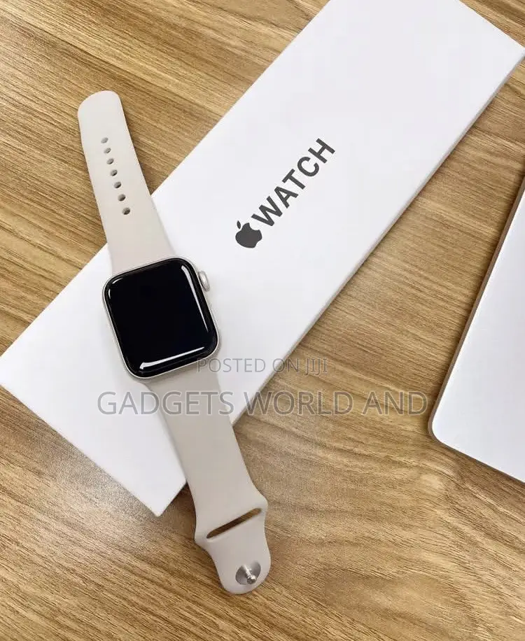 Apple Watch SE 3 40mm(UK)