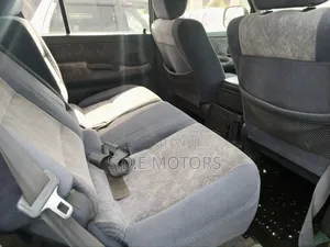 Toyota Land Cruiser Prado 2.7 3dr 2002 White