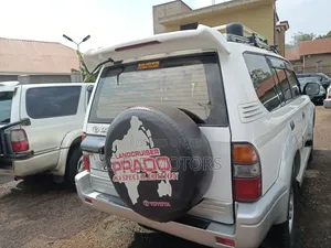 Toyota Land Cruiser Prado 2.7 3dr 2002 White